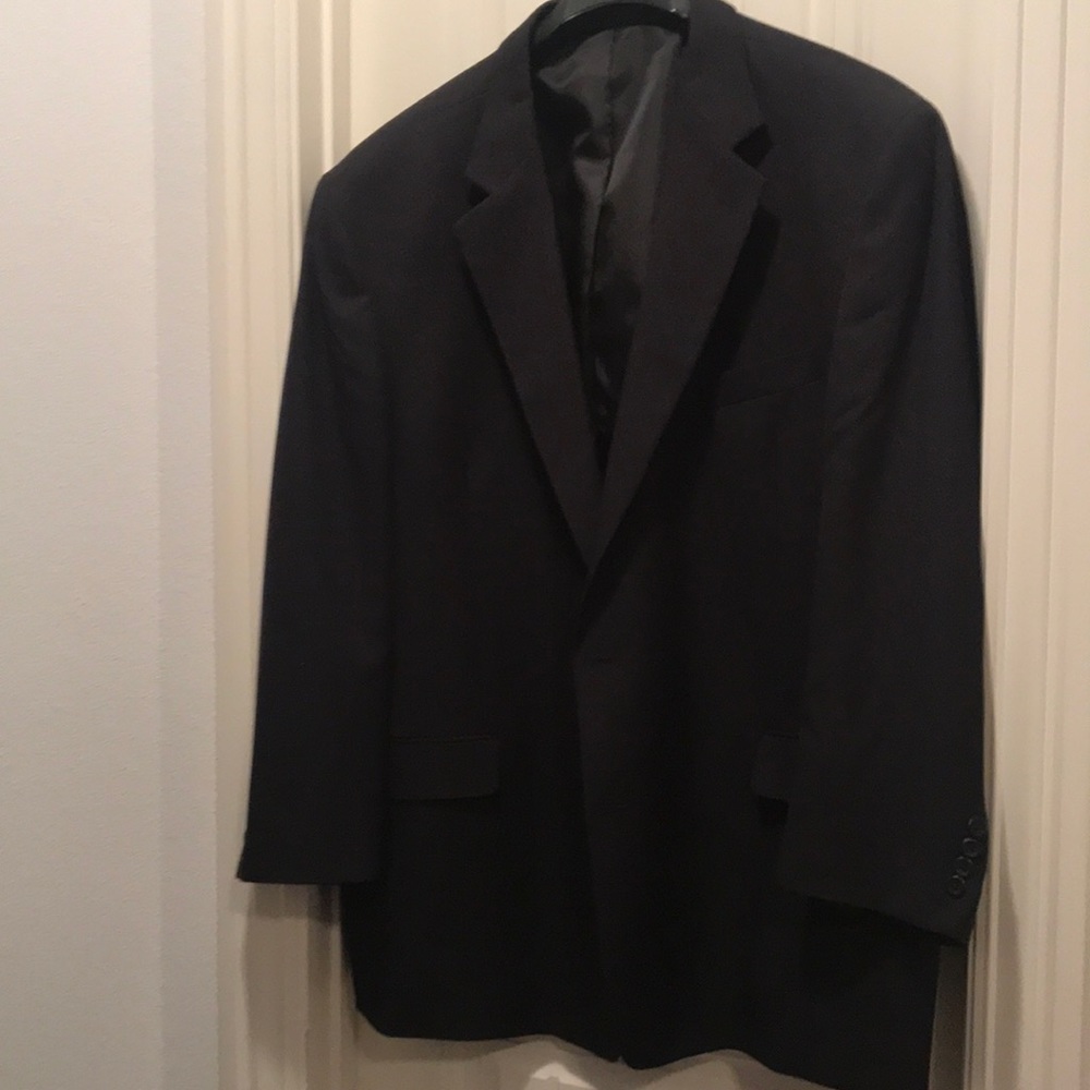 Geoffrey Beene suit. Jacket 54R pants 46x30.